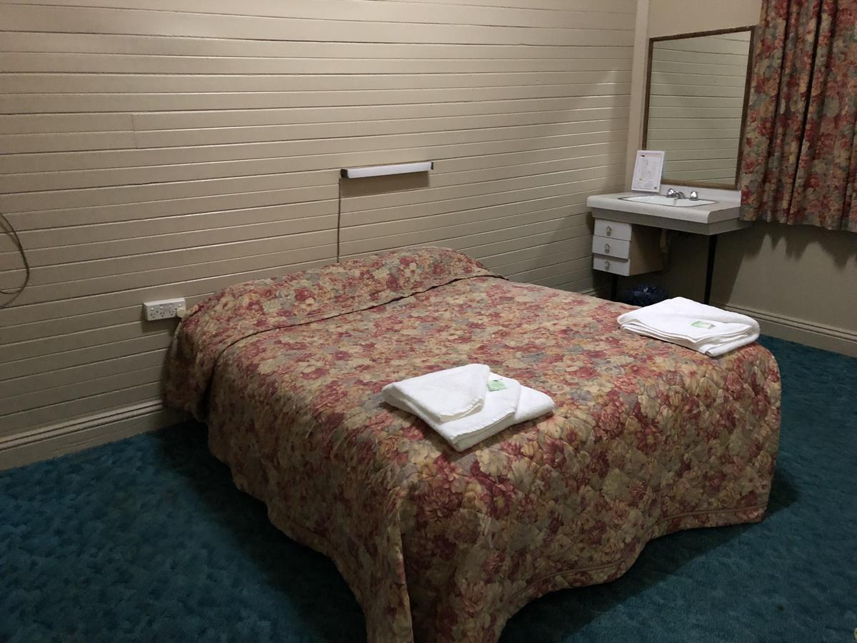 Club Hotel Glen Innes Buitenkant foto